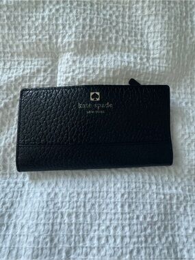 kate spade Black Pebbled Leather Zip Continental Wallet